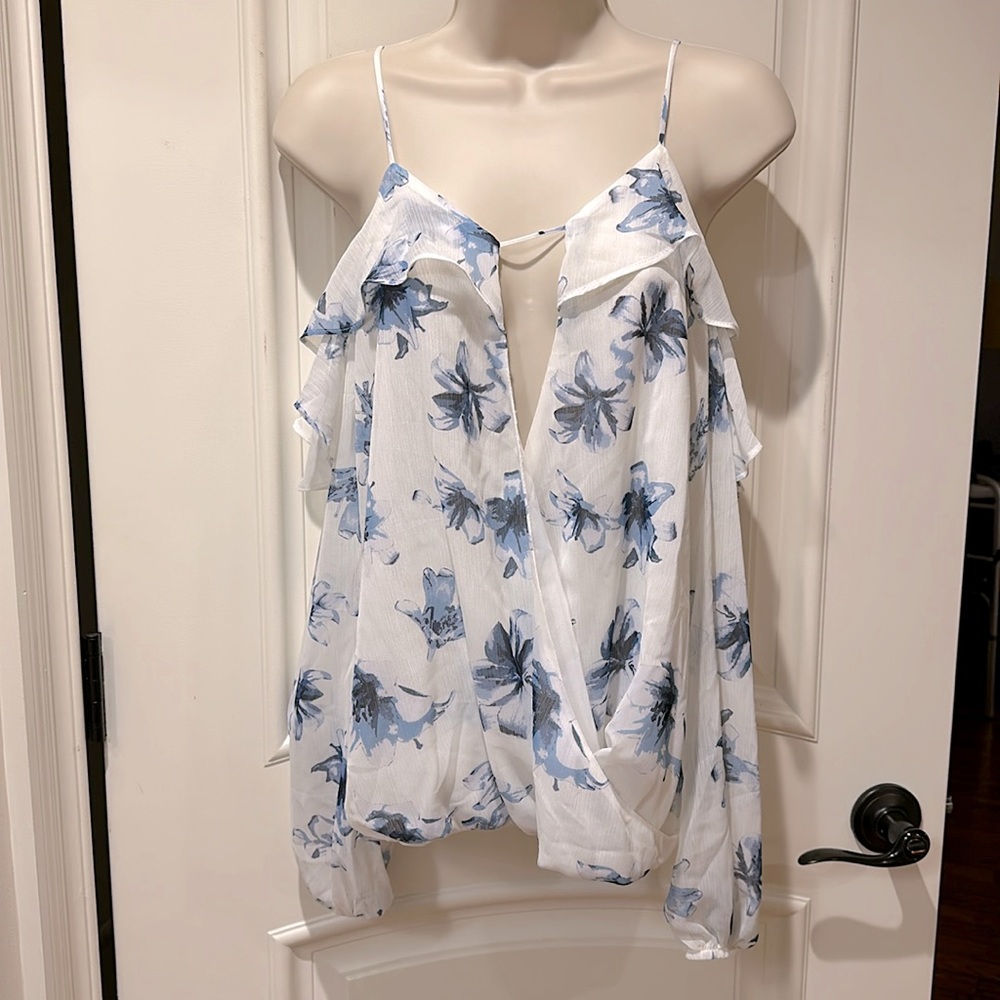 NWT Aqua White & Blue Floral Open Shoulder Long Sleeve Blouse